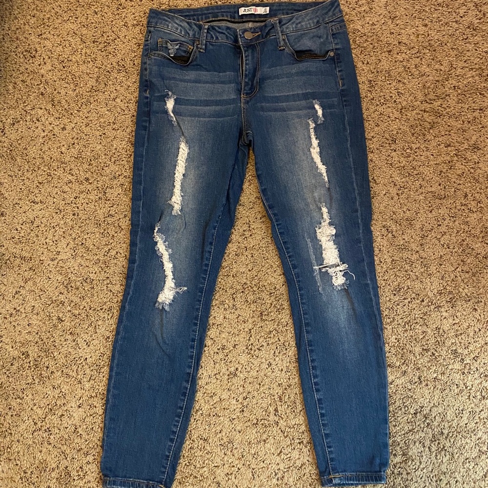 Distressed Skinny Jeans